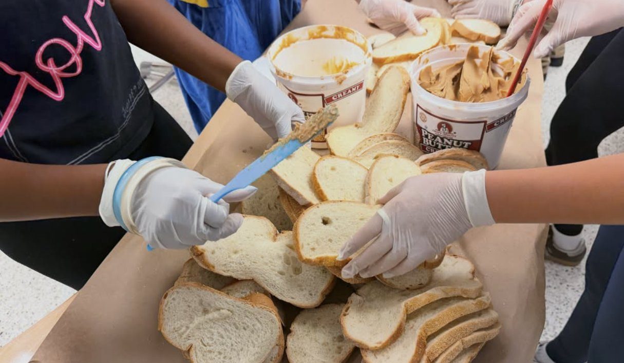 step-02-assemble-spreading-peanut-butter